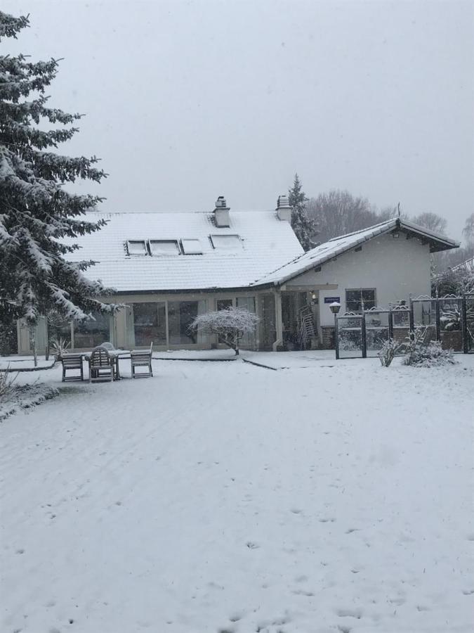 Aquavilla Bed & Breakfast Willebroek Luaran gambar